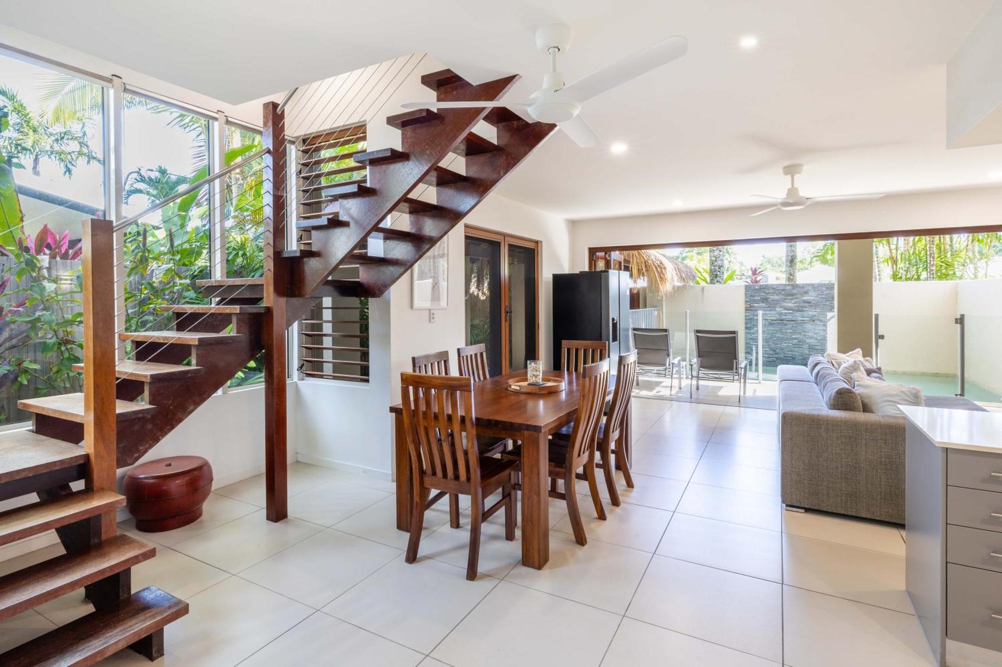 Sea Breeze 2 Villa Port Douglas