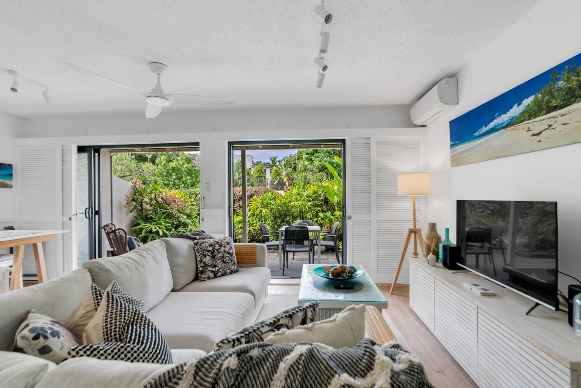 Retreat Serene - Poolside On The Esplanade * Port Douglas