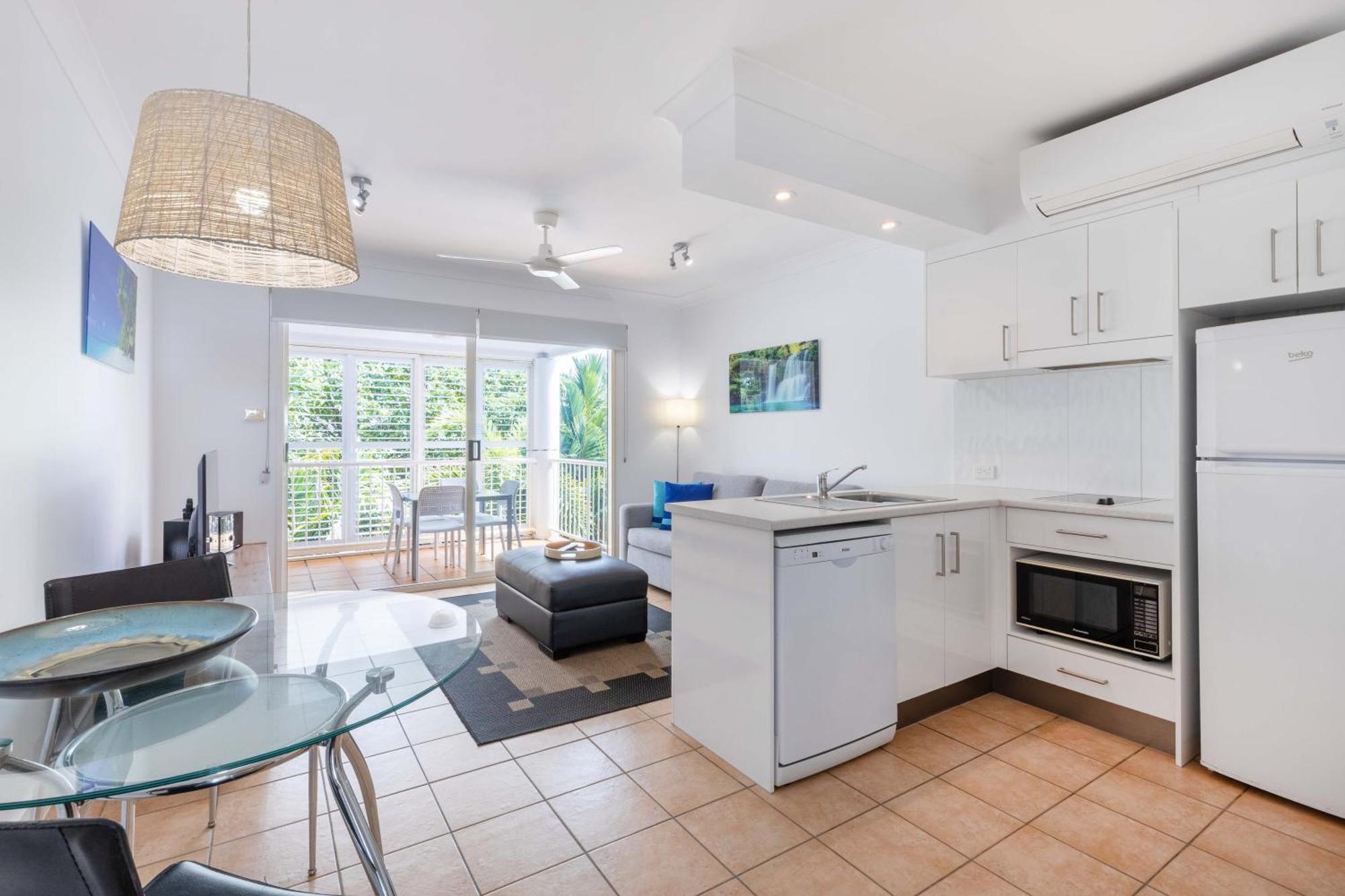 - Adults Only Oasis Port Douglas