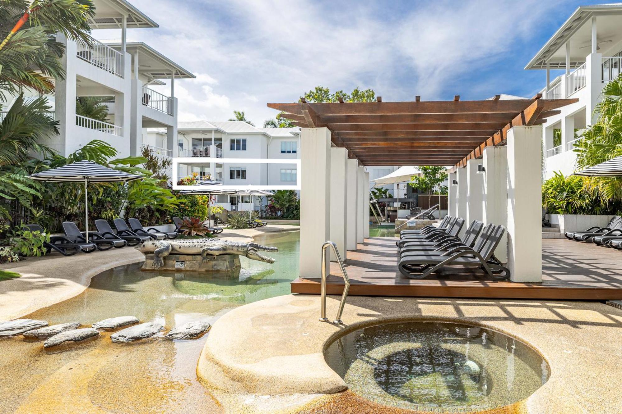 Poolview Dual-key & Br 66 At Portsea Apartment