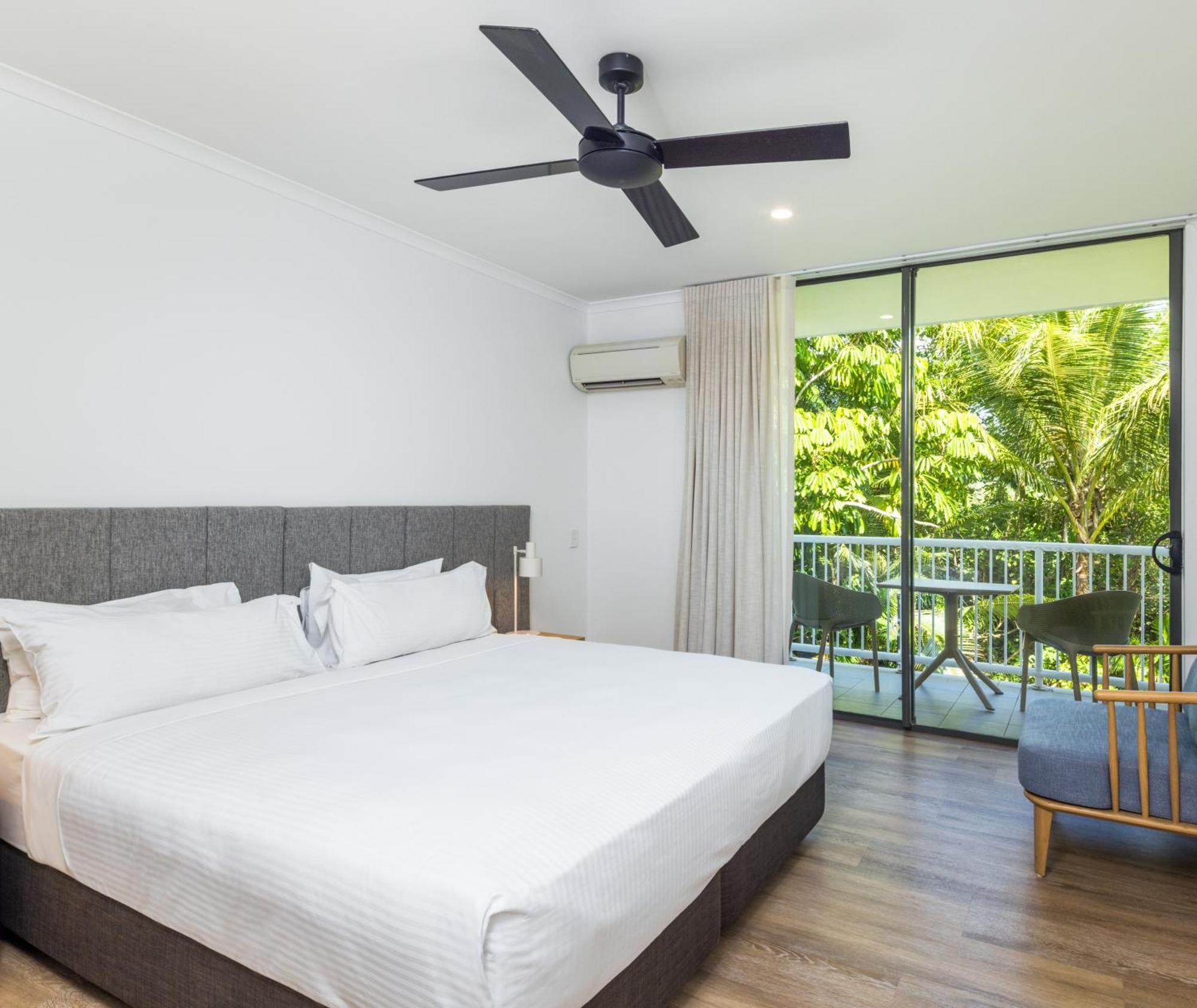 Oaks Resort 4*