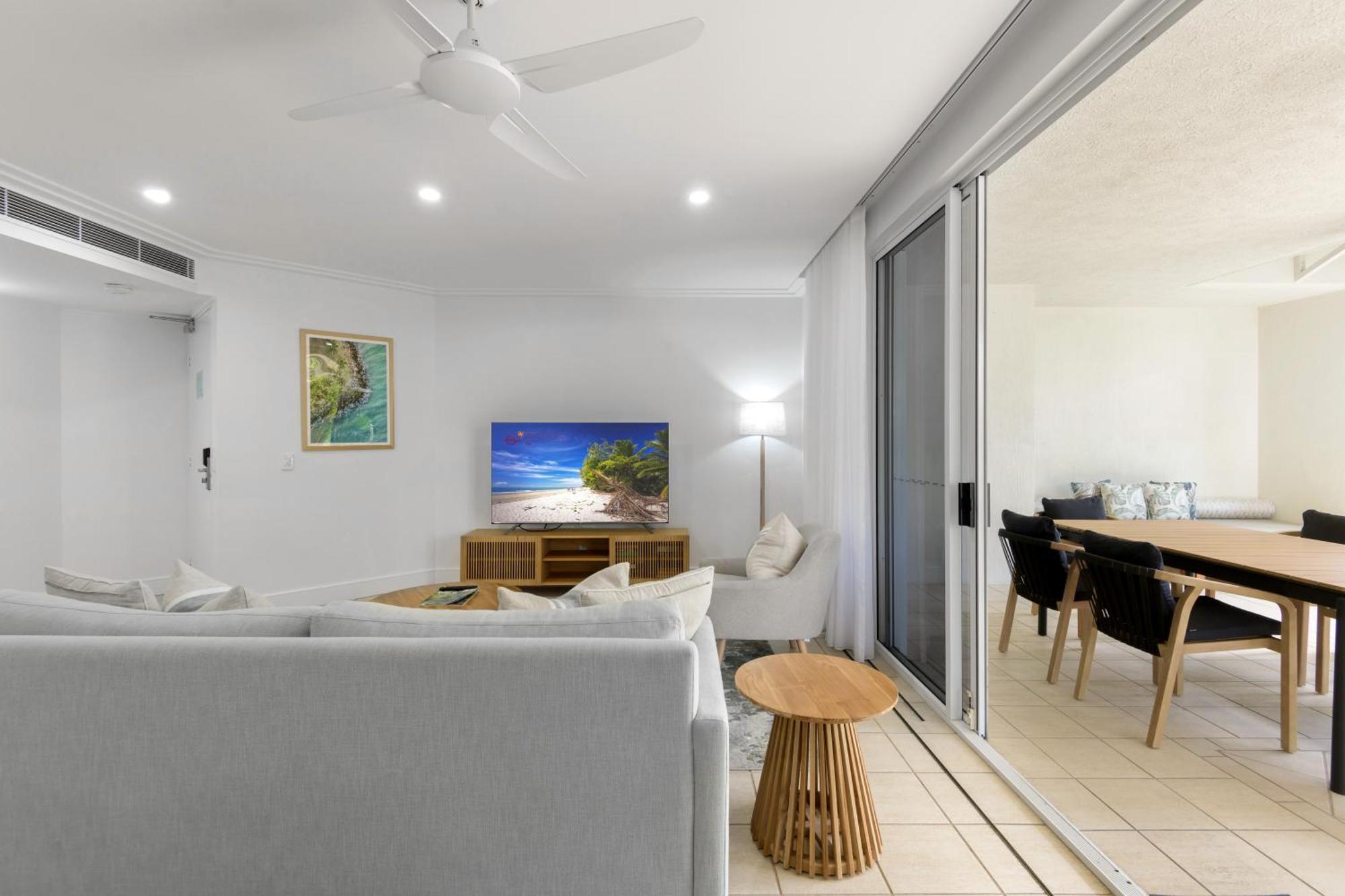 Mandalay Luxury Beachfront Aparthotel