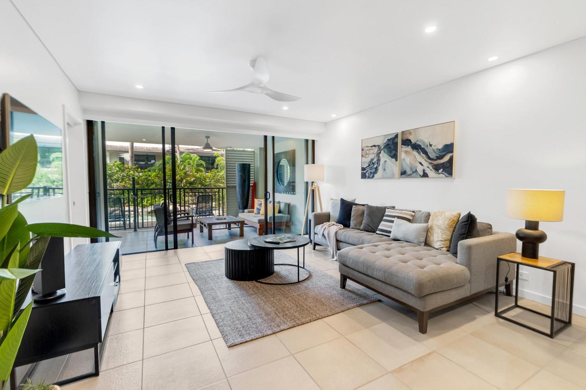 Apartment Resort-style Swim Out - A True Tropical Oasis Port Douglas