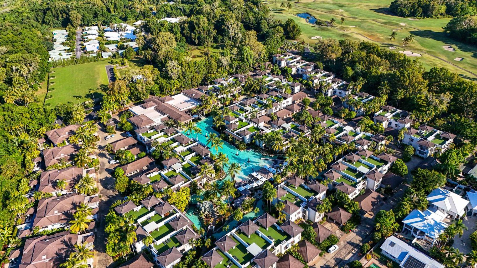 Apartment Resort-style Swim Out - A True Tropical Oasis *