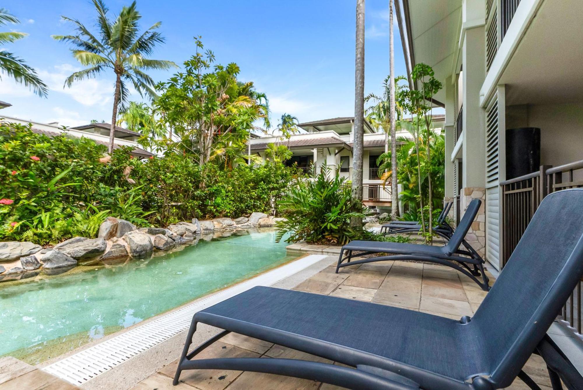 Apartment Resort-style Swim Out - A True Tropical Oasis