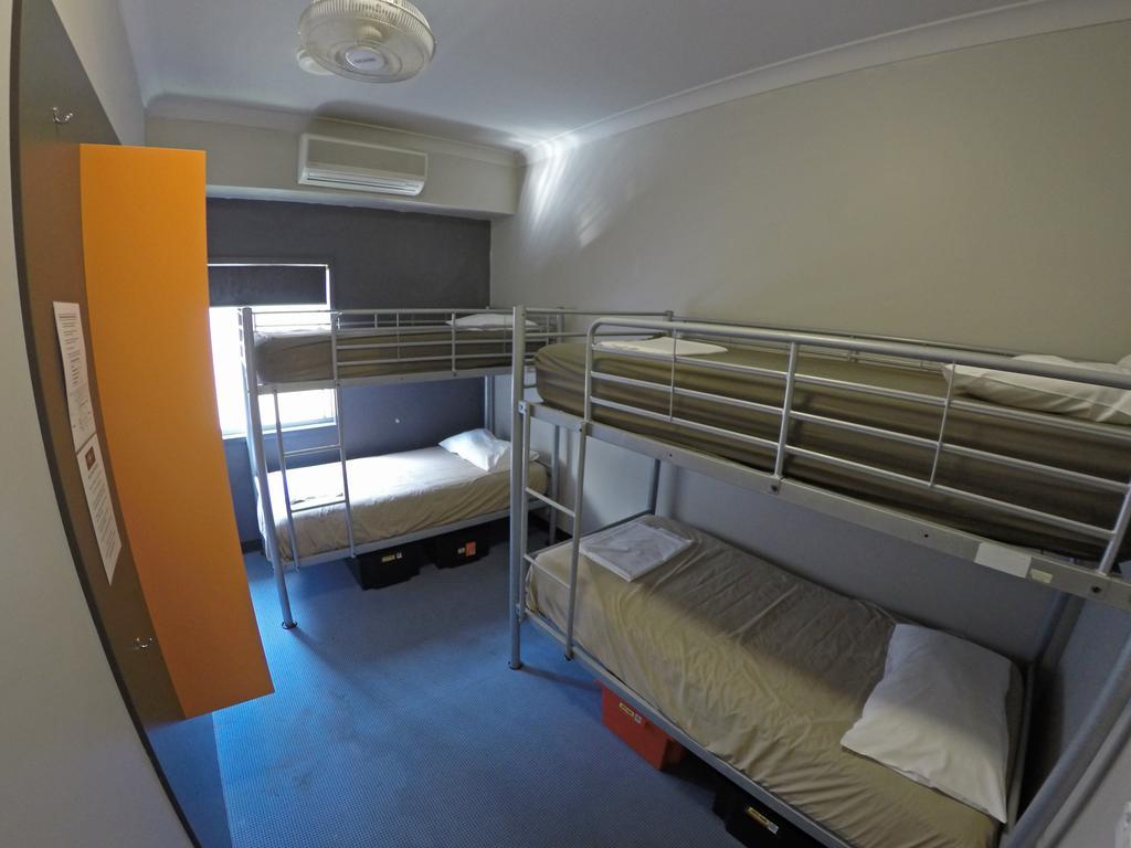 Hostel Global Backpackers Port Douglas