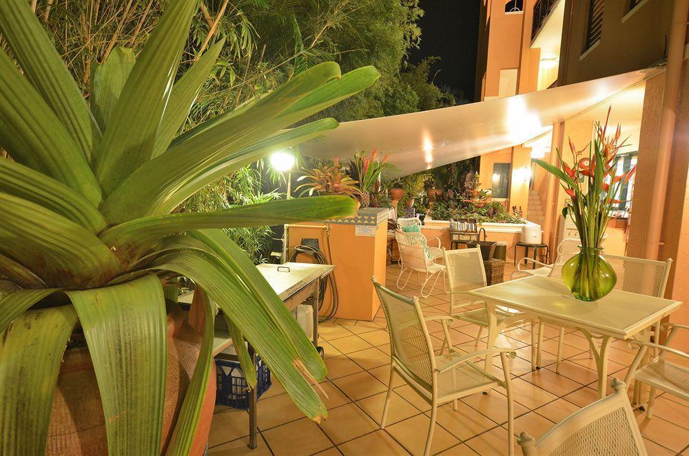Martinique On Macrossan Aparthotel 4*