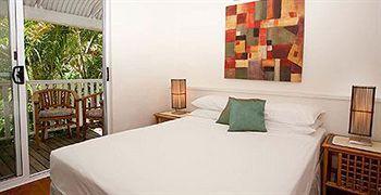 Coral Sea Aparthotel 4*