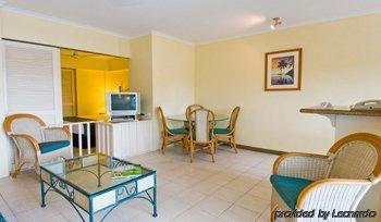 Le Cher Du Monde Adults Only Aparthotel