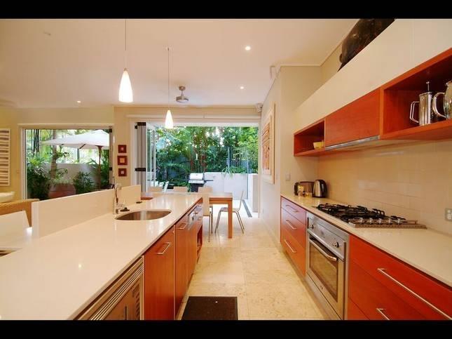 Latitude 16 On Grant St Villa