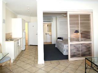 Macrossan House Boutique Aparthotel Port Douglas