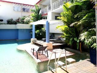 Macrossan House Boutique Aparthotel 4*