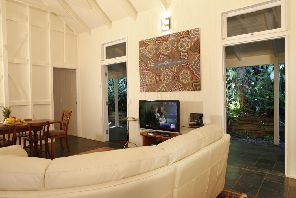 & Port Douglas