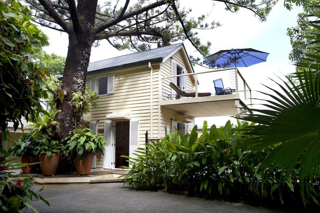 & Port Douglas