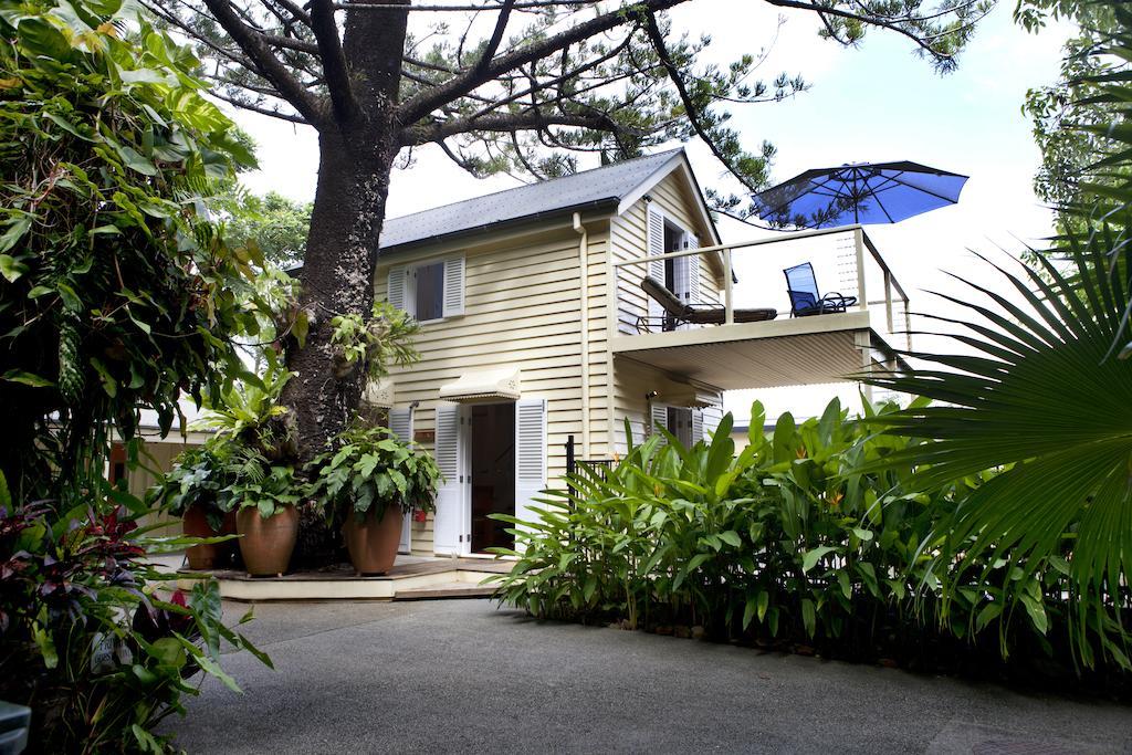 & Port Douglas