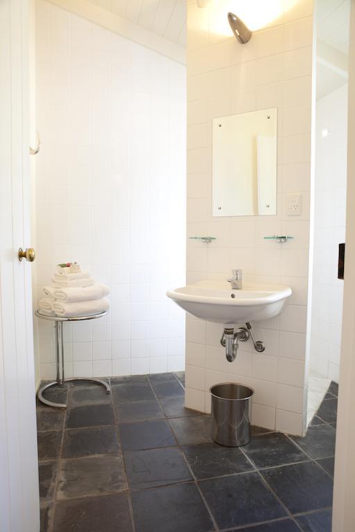 Hotel & Port Douglas