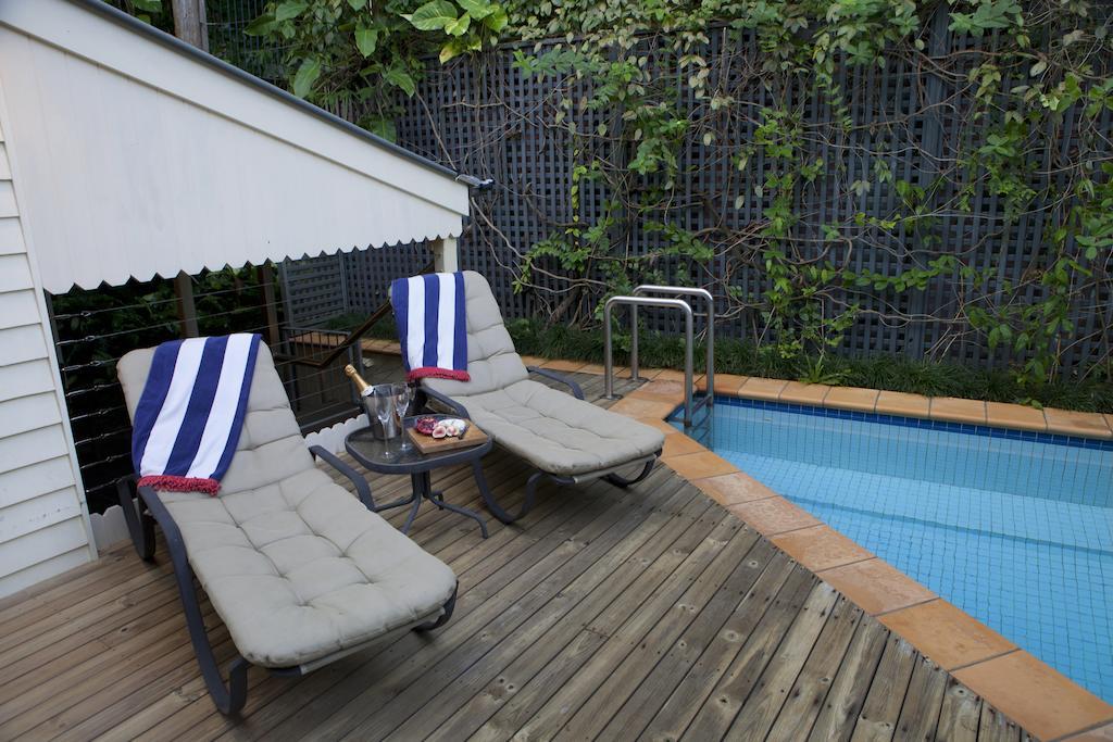 Hotel & 5*