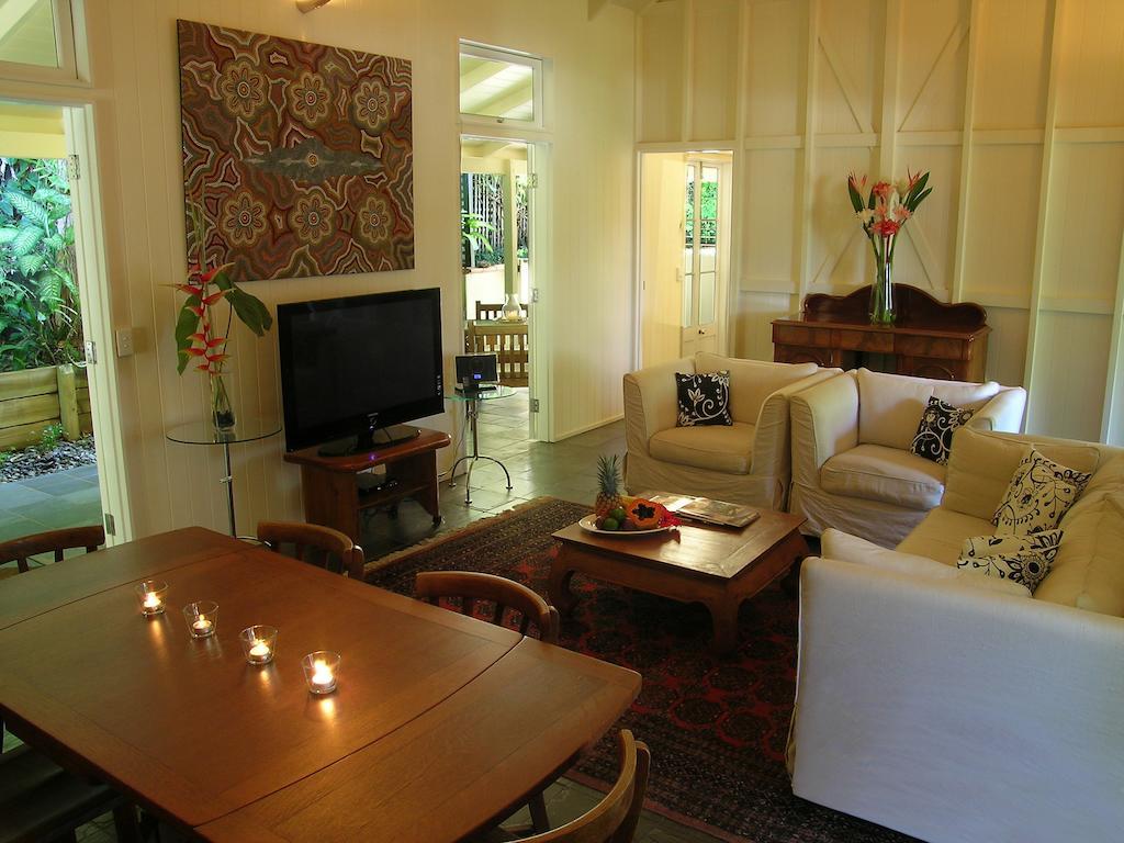 & Port Douglas