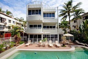 Sunseeker Port Douglas