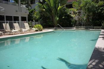 Sunseeker Port Douglas