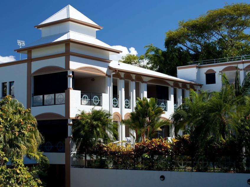 Regal Aparthotel Port Douglas