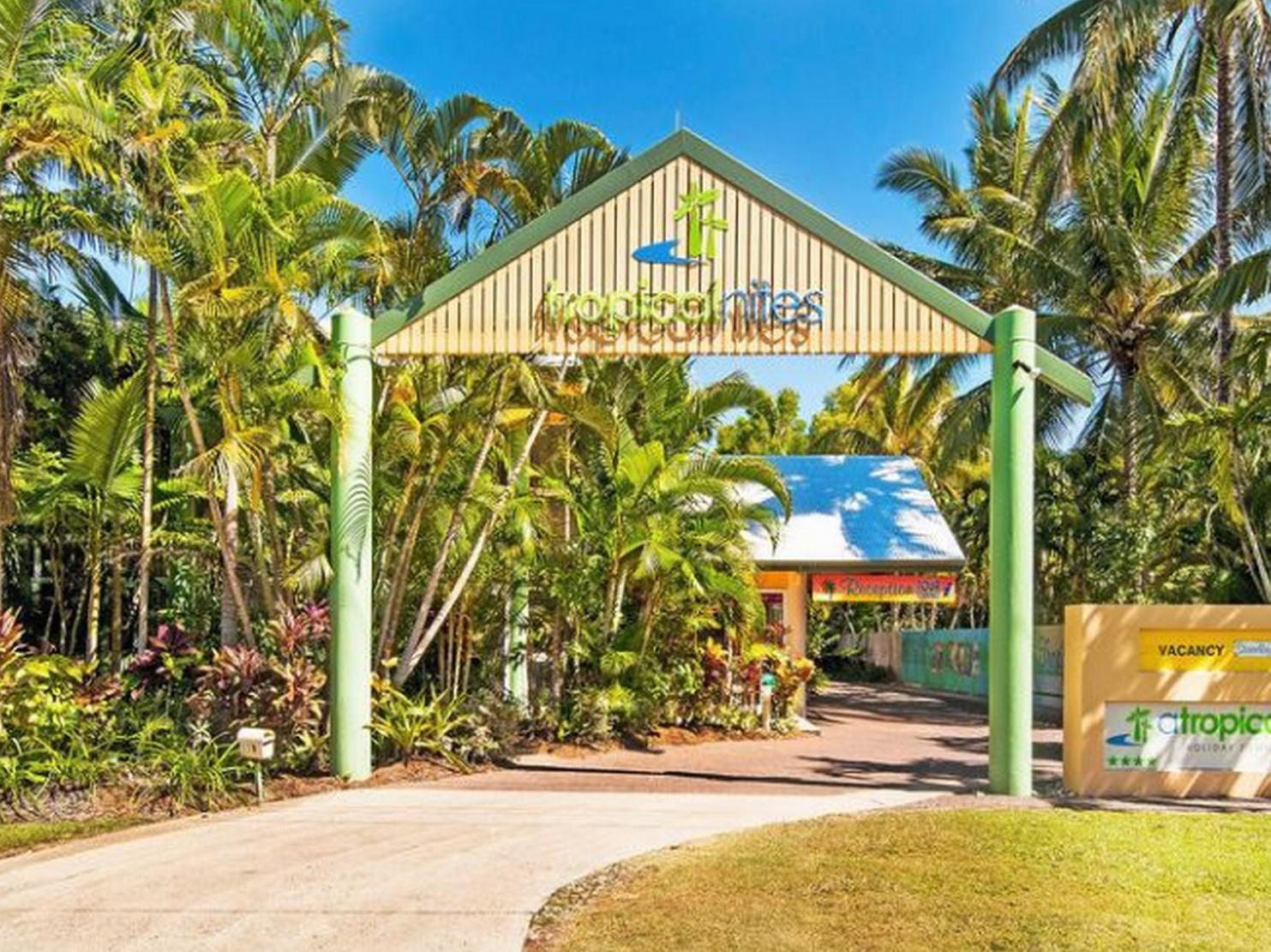 Tropical Nites Resort 4*