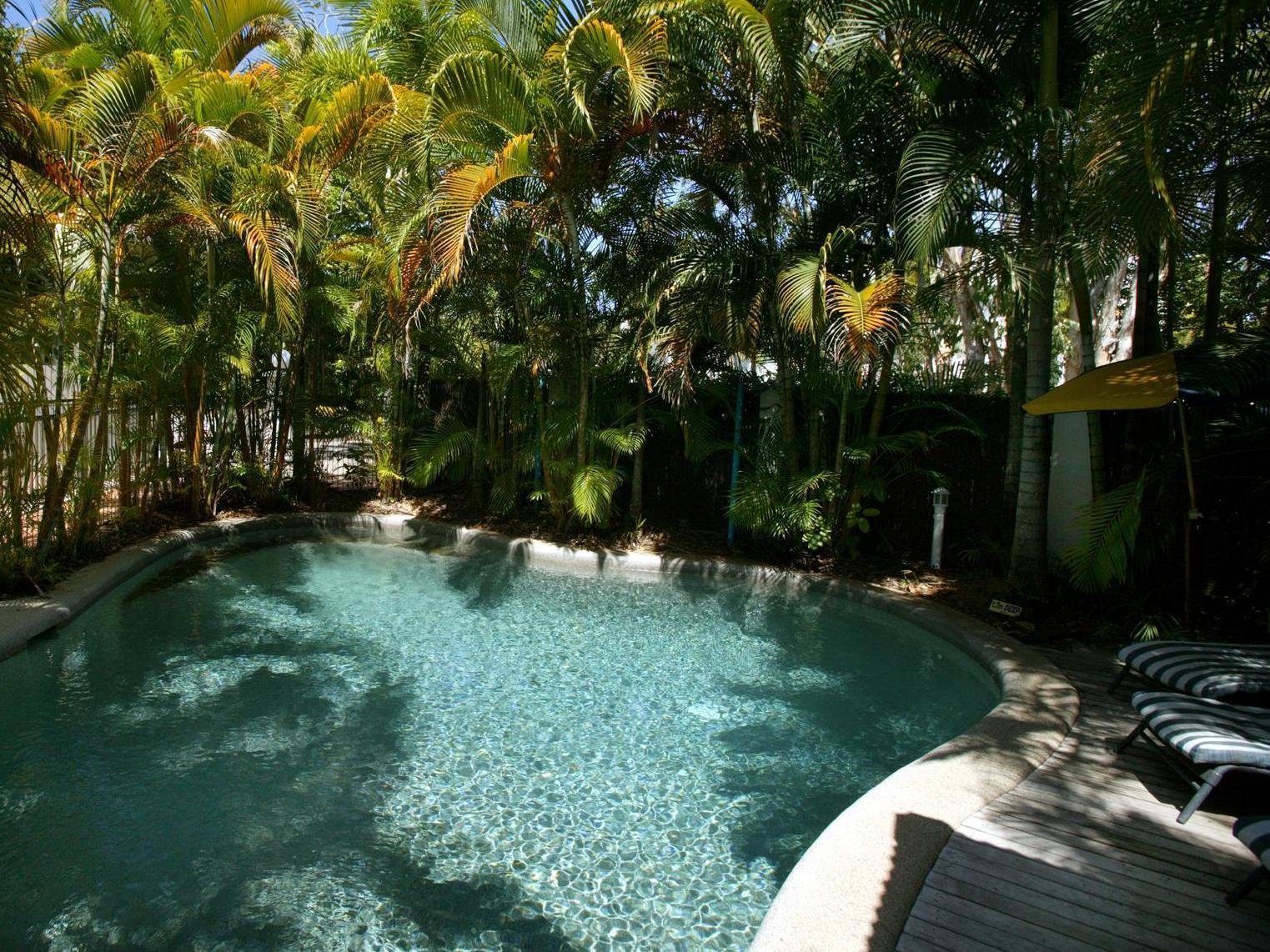 Seascape Holidays - Tropic Sands Aparthotel Port Douglas