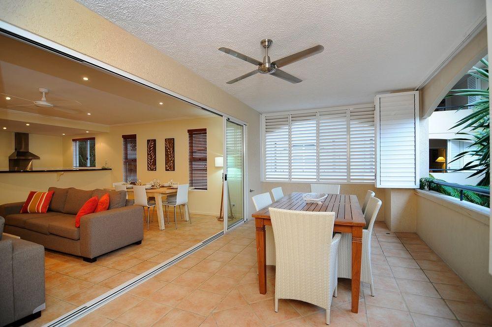 Cayman Resort