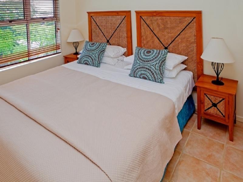 Cayman Resort 4*