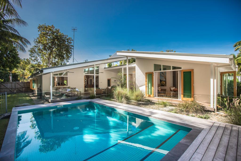Pineapple Petes House