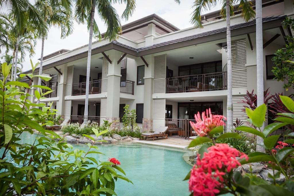 Apartment 160 Temple Swimout *