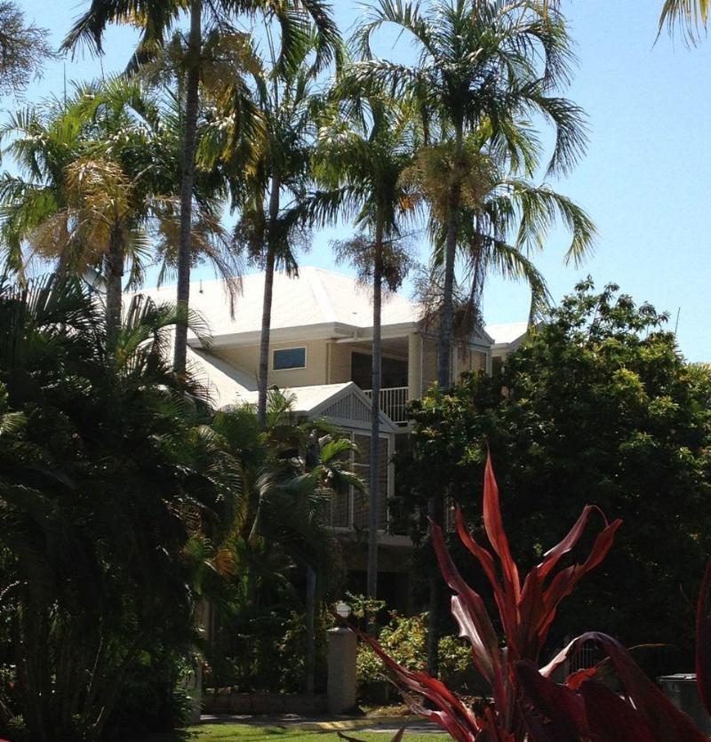 - Adults Only Oasis 4* Port Douglas