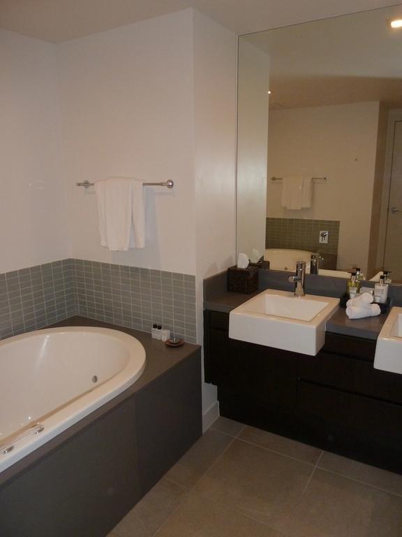 Apartment Penthouse 239 At Temple *