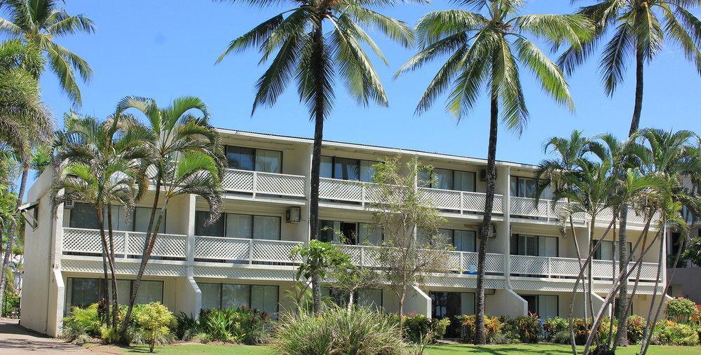 Apartment Seascape Holidays At Beachfront Terraces *