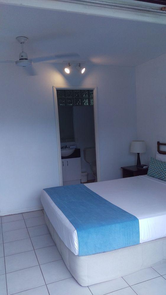 Seascape Holidays At Beachfront Terraces Apartment *
