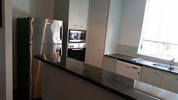 Seascape Holidays- Beaches Apartment Port Douglas
