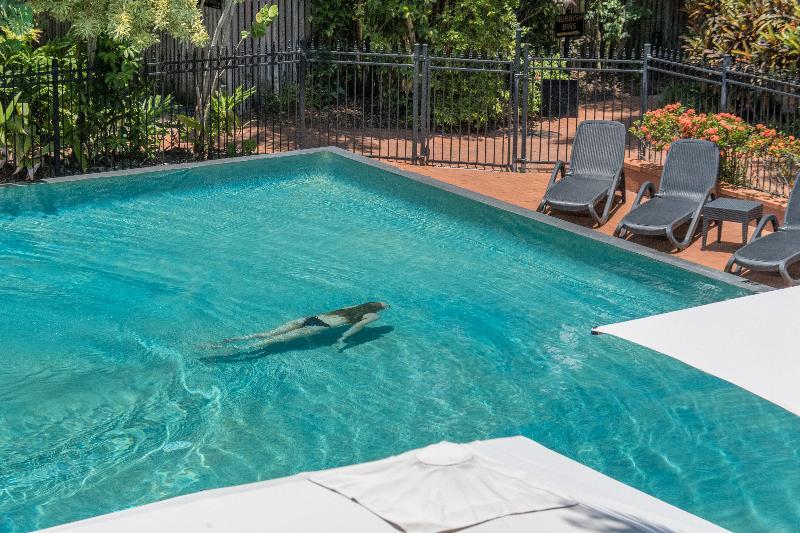 Cayman 4* Port Douglas