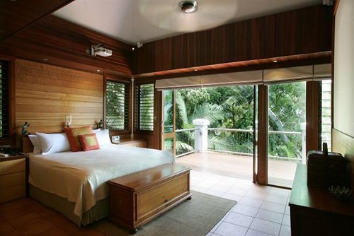 17 Wharf Street Apartment