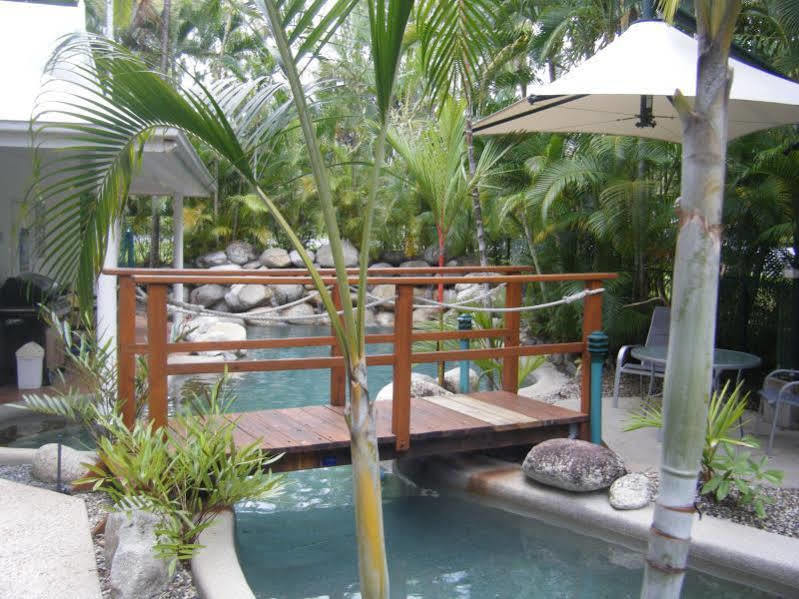 Seascape Holidays - Coral Aparthotel