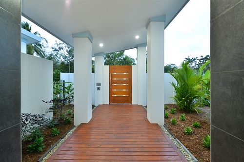 #2 Andrews - * Port Douglas