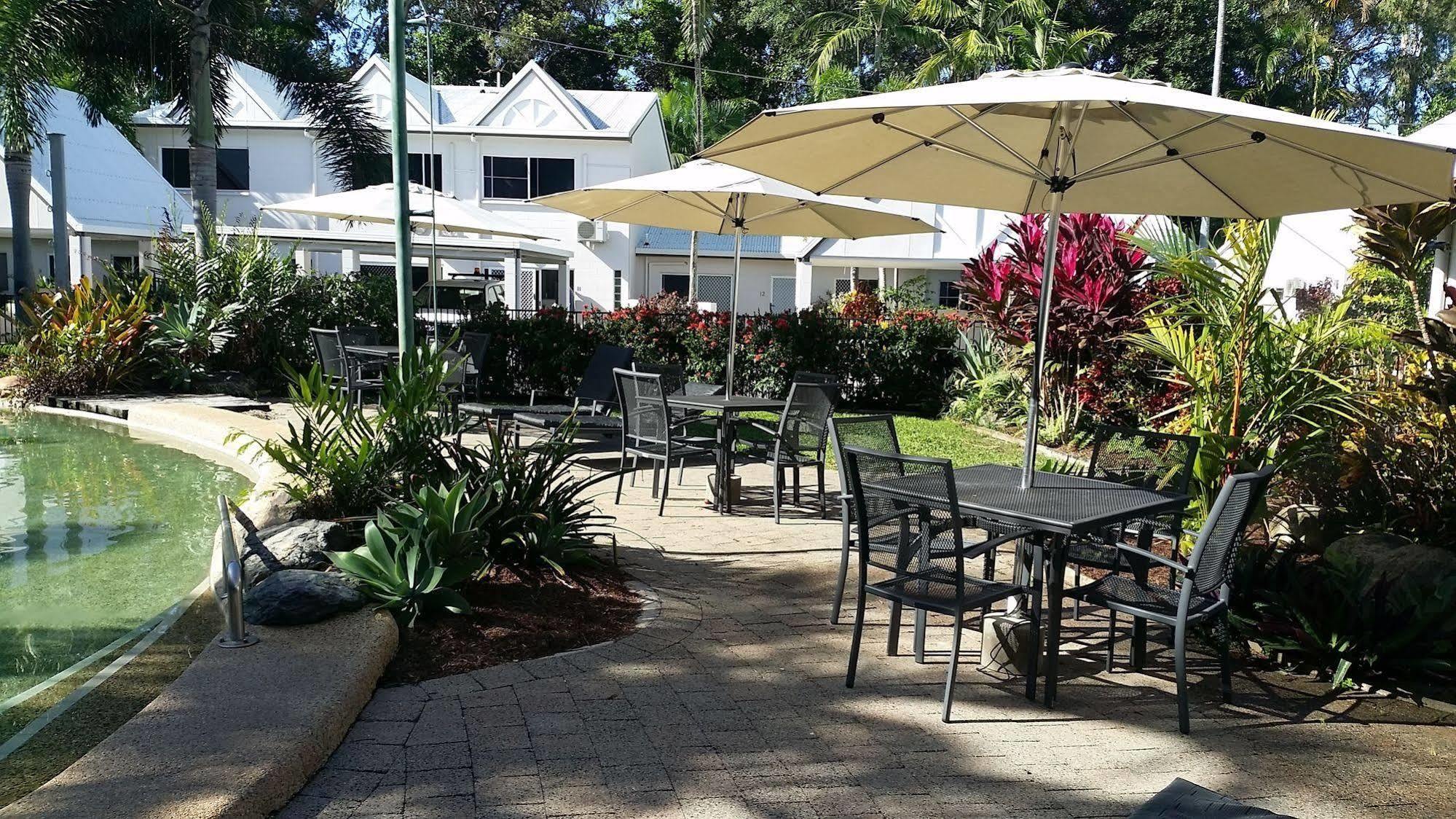 Aparthotel Titree Village