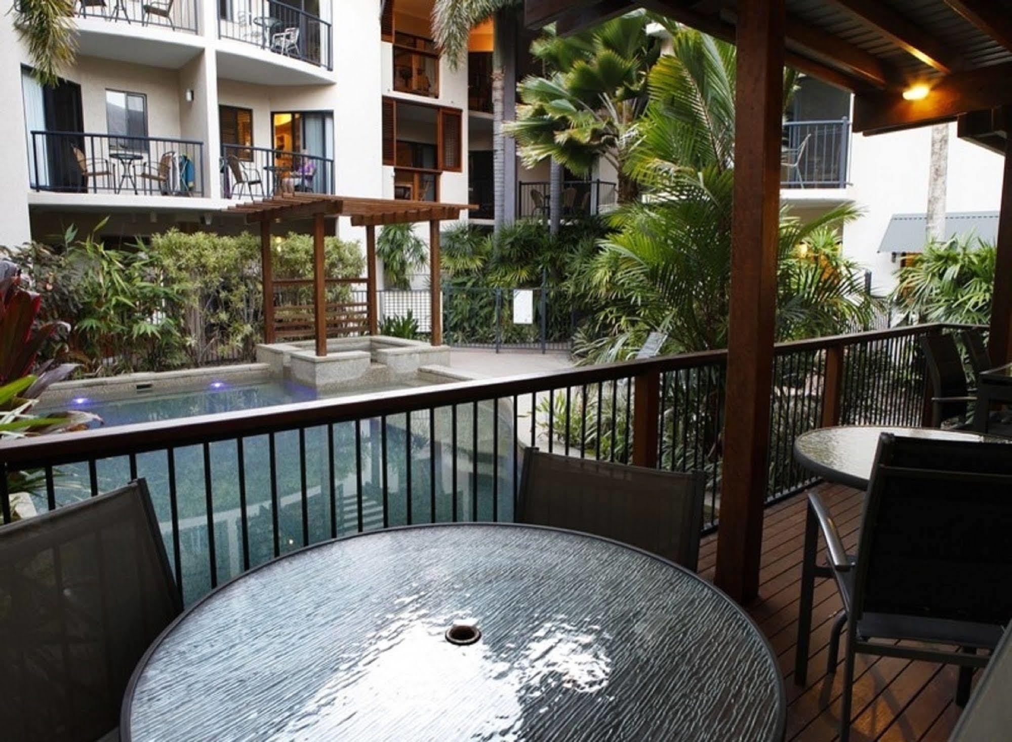 Aparthotel Bay 4*