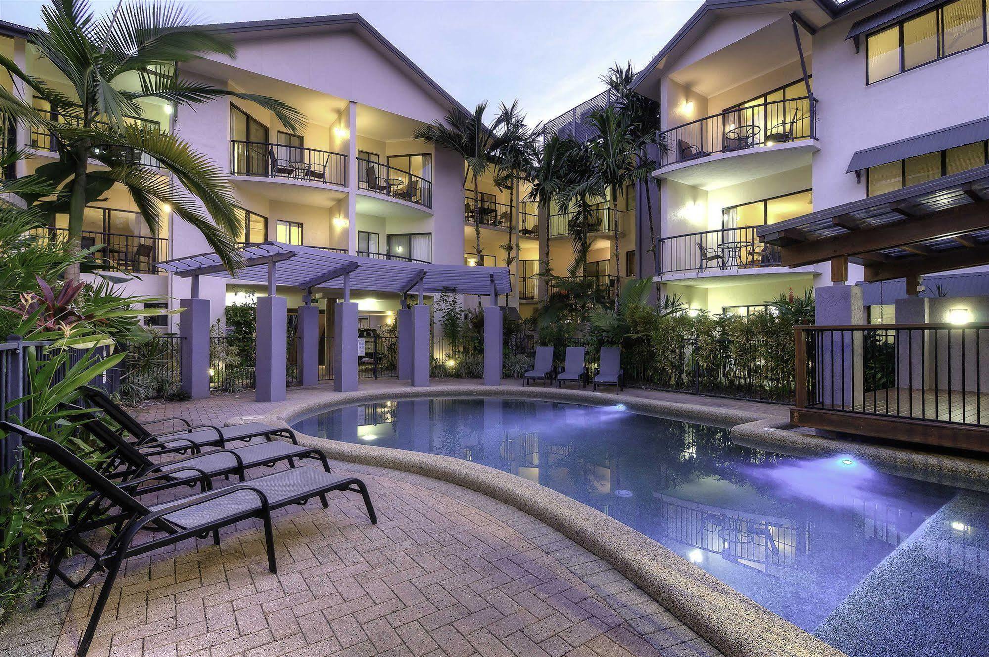 Bay Aparthotel
