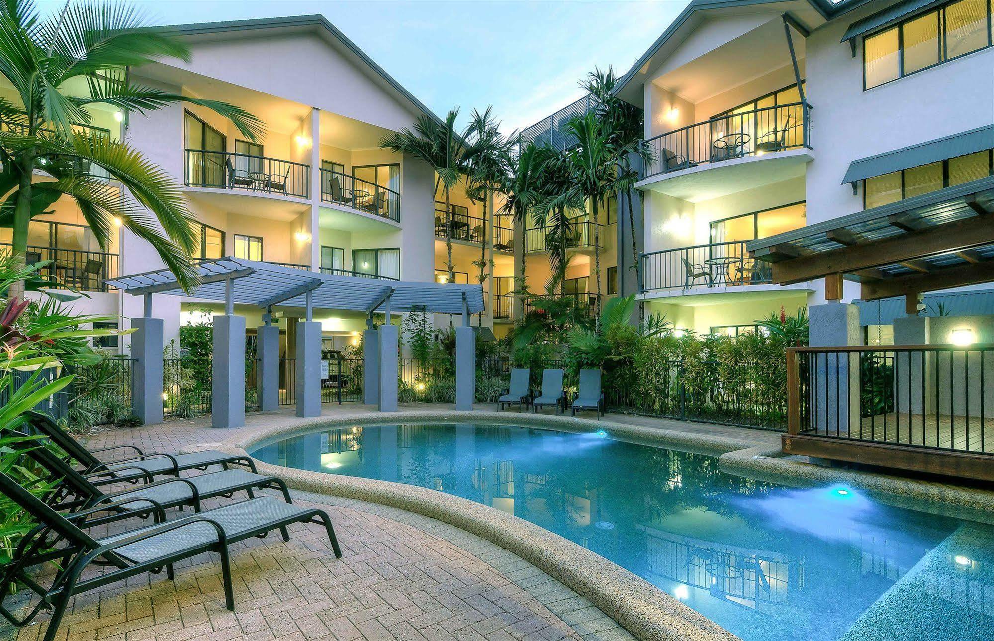 Bay 4* Port Douglas
