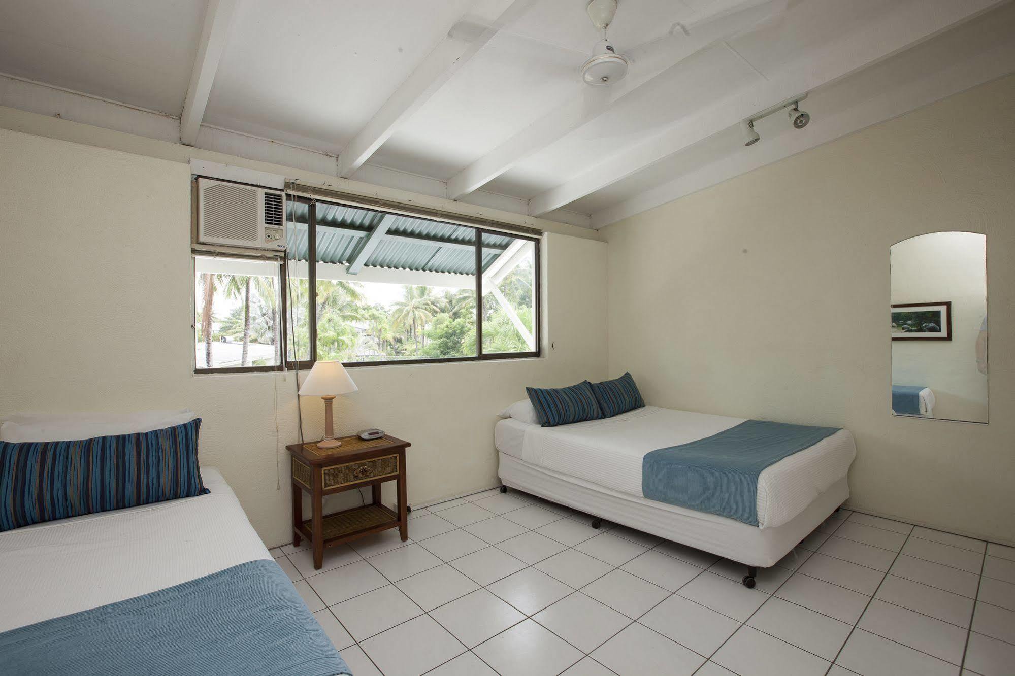 Seascape Holidays At Beachfront Terraces
