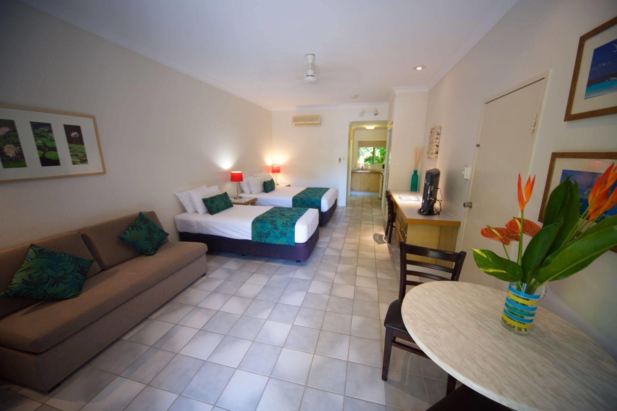 Lazy Lizard Motor Motel Port Douglas