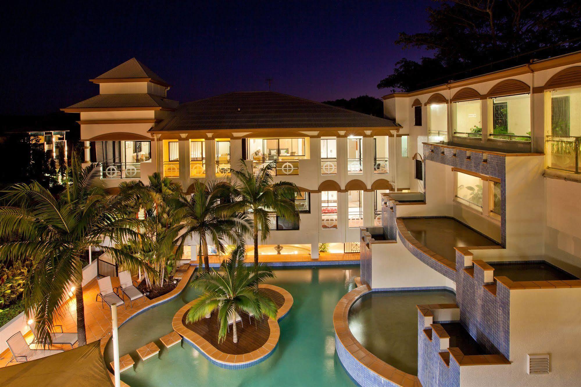 Regal 4*