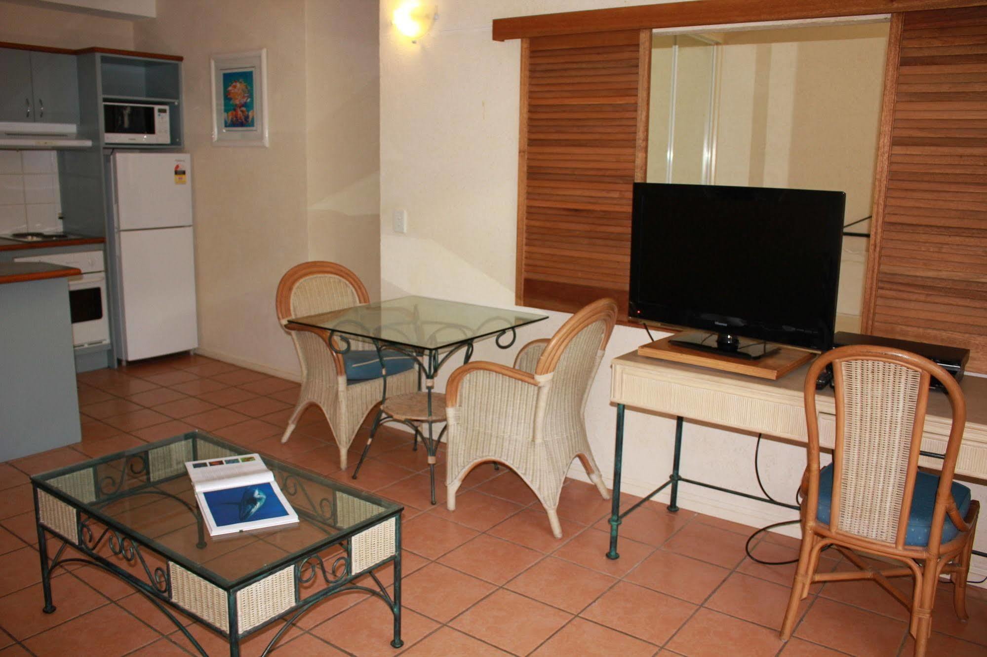 Aparthotel Seascape Holidays - Tropic Sands 3*