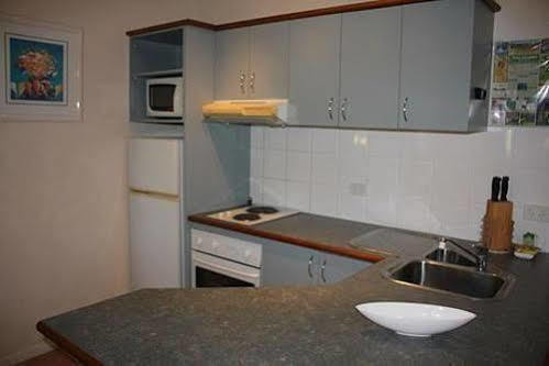 Aparthotel Seascape Holidays - Tropic Sands 3*