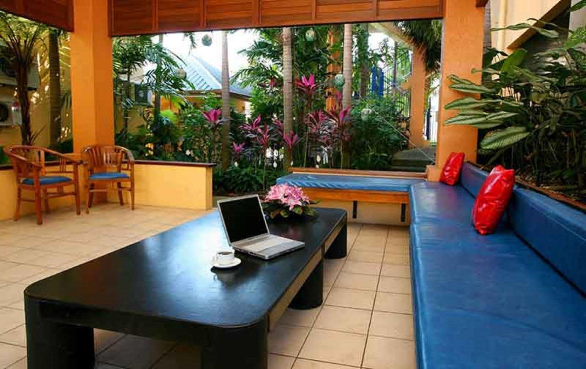 Plaza 4* Port Douglas